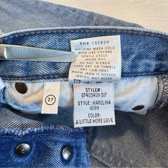 GRLFRND Jeans Karolina High Rise Jean size 27 in a Little More Love Distressed - Picture 11 of 12